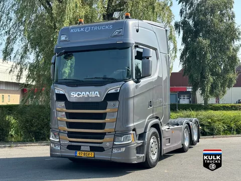 Scania S 520 V8 6X2 RETARDER / 2X TANK